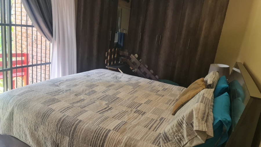 7 Bedroom Property for Sale in Cashan North West